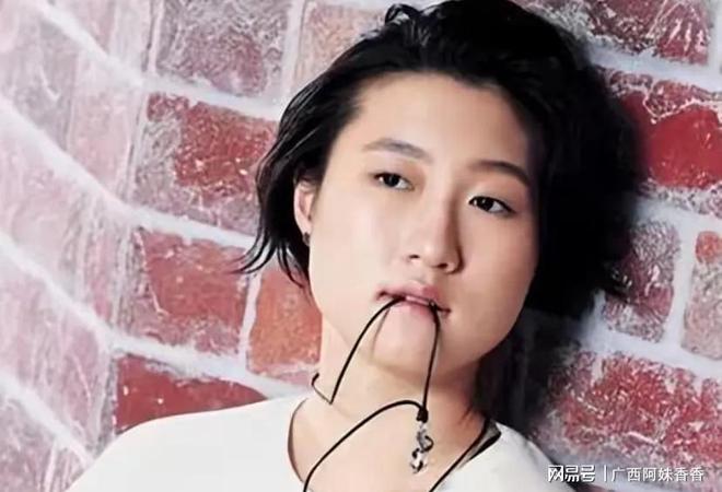 这下懂了成龙不认她确有道理球王会平台吴卓林近况曝光(图2)