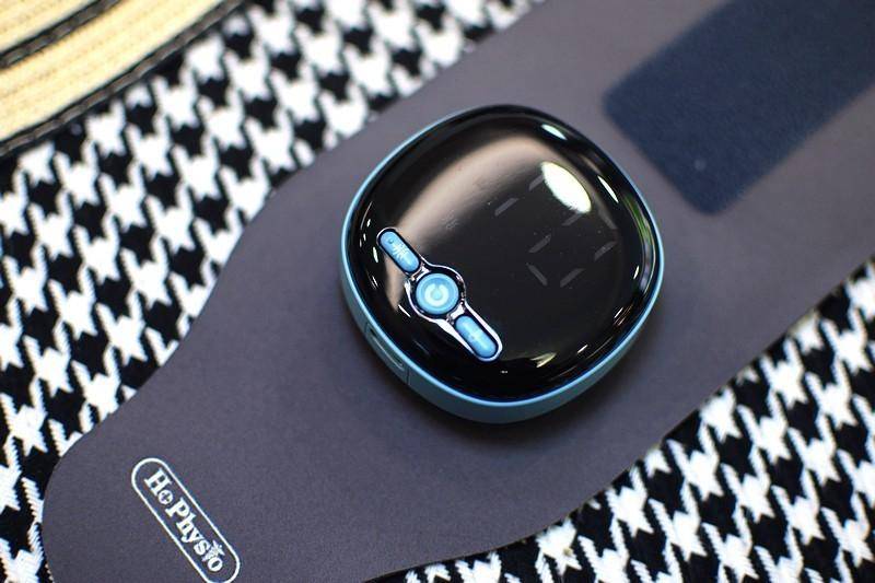 摩护腕轻松应对长时间打字的挑战既是护腕又是按摩仪何浩明电热按(图2)